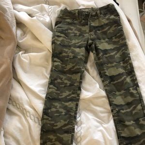 camo jeans